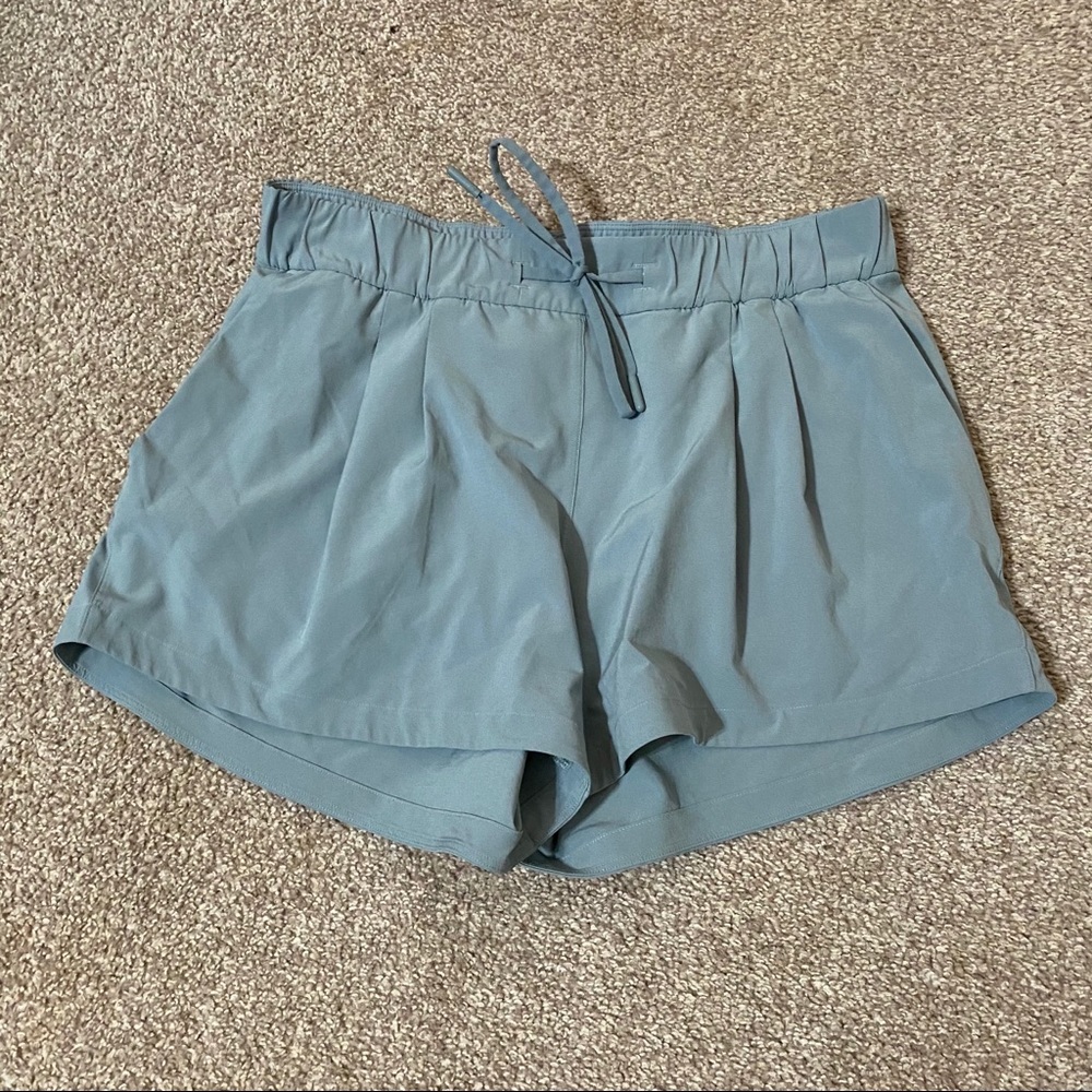 Lululemon scroll at sundown shorts